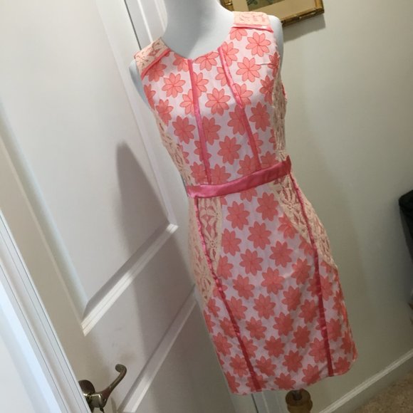 Perfect Satin/Floral Lace Dress - Picture 2 of 12